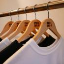 FLSPC. : FULLSPEC. WOOD HANGER
